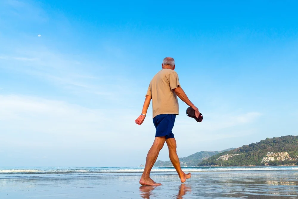 5 Tips for Safe Summer Travel for Your Elderly Loved One 5 Tips for Safe Summer Travel for Your Elderly Loved One