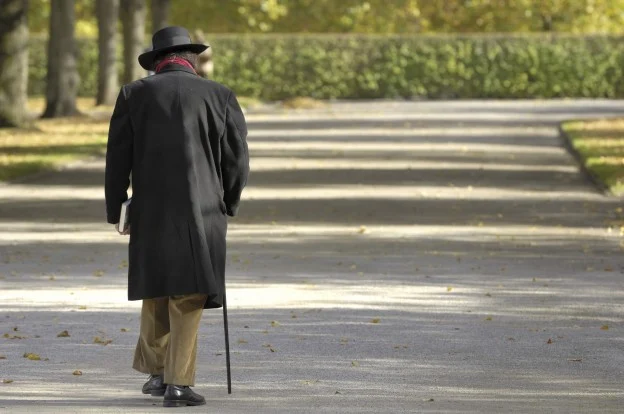 For Caregivers – Preventing Wandering Among Patients with Alzheimer’s and Dementia For Caregivers - Preventing Wandering Among Patients with Alzheimer's and Dementia